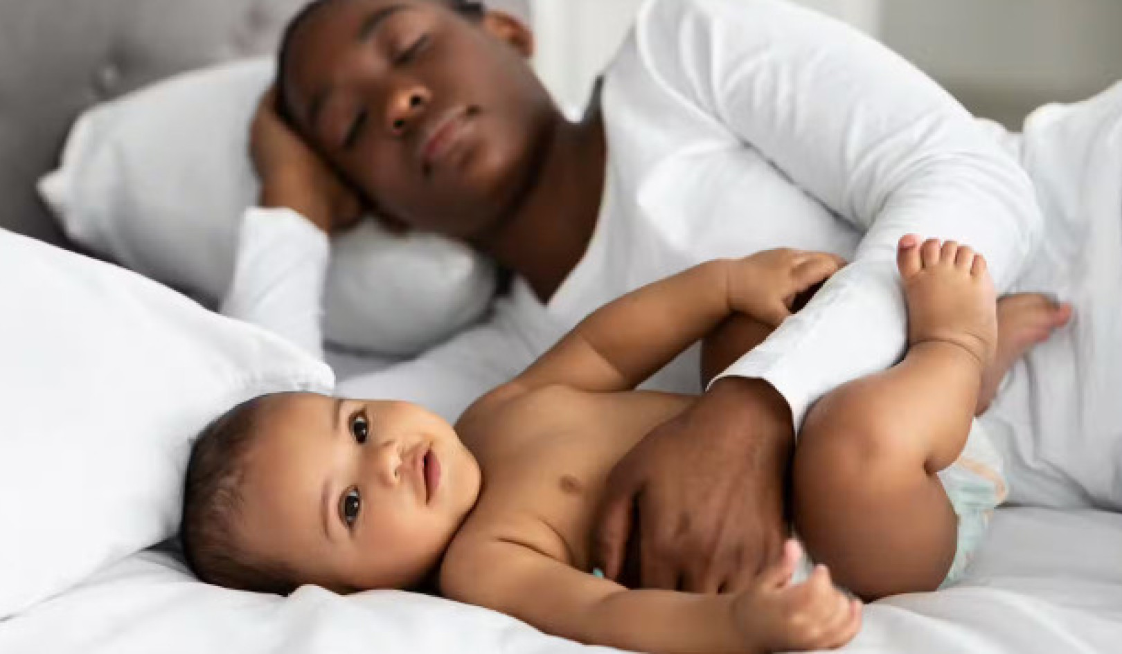 Understanding the Impact of Co-Sleeping on Babies and Parents